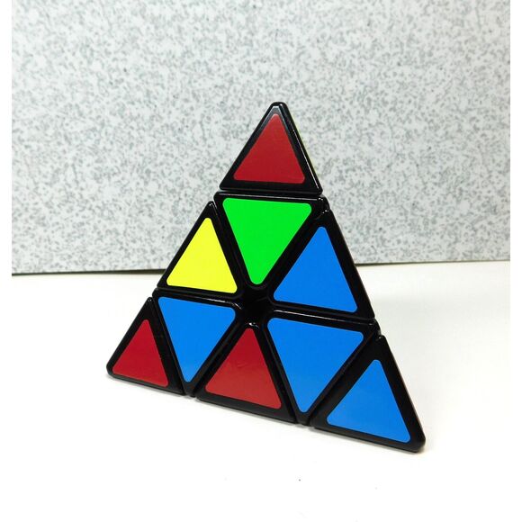 Vintage Pyraminx Puzzle Pyramid 3-D Rubiks Cube Twist - Picture 4 of 5